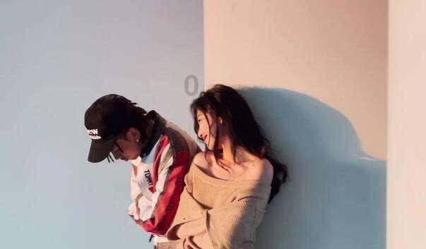 李湘复出双下巴明显,搭档李维嘉直播带货,快乐家族全员回归芒果